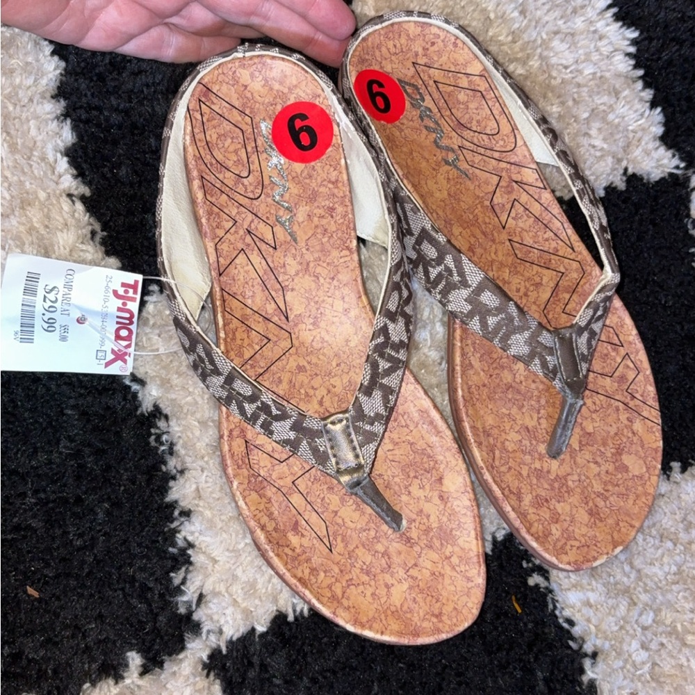 DKNY Women's Tan and Brown Sandals